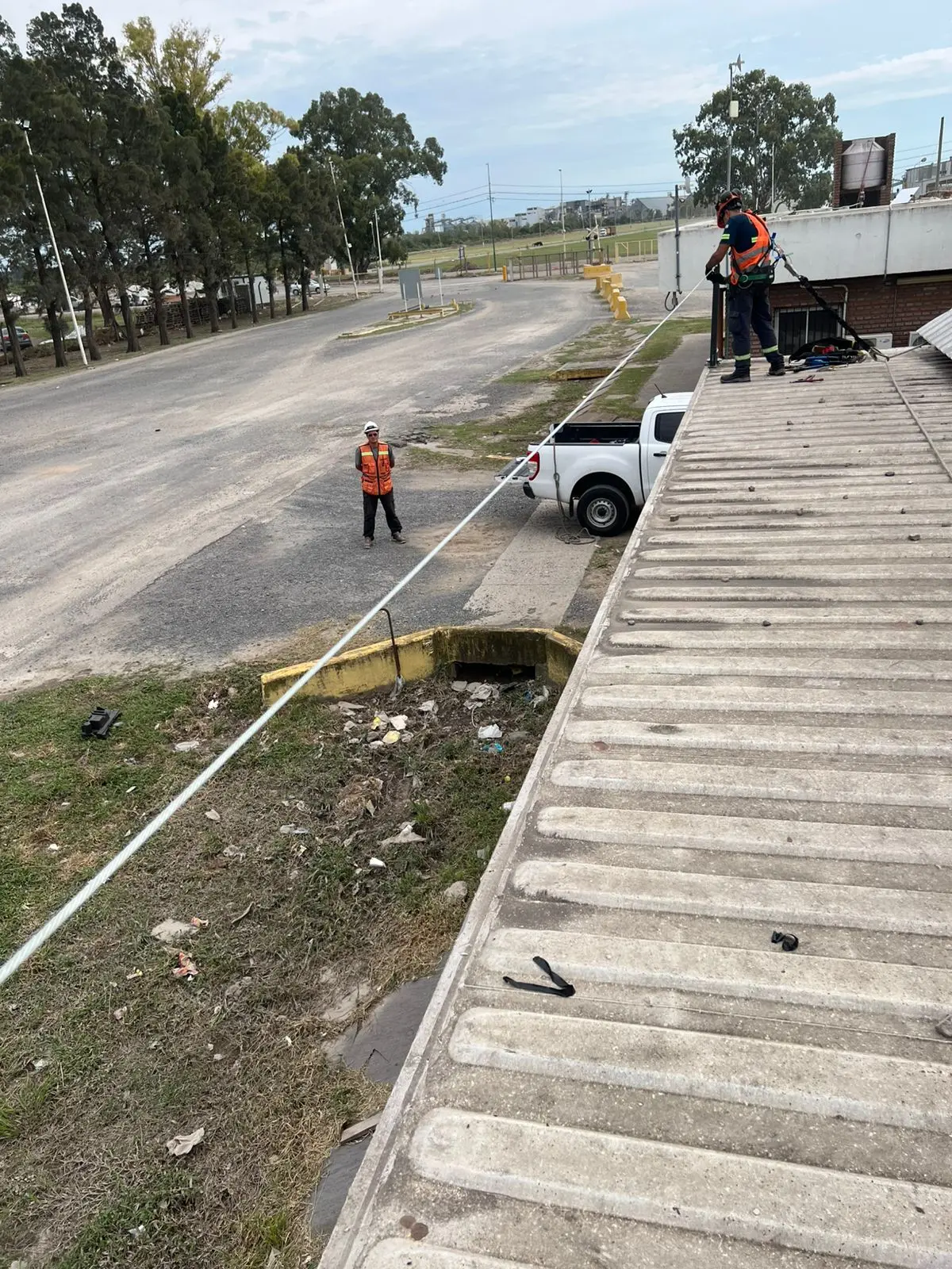 Instalación y certificación de líneas de vida